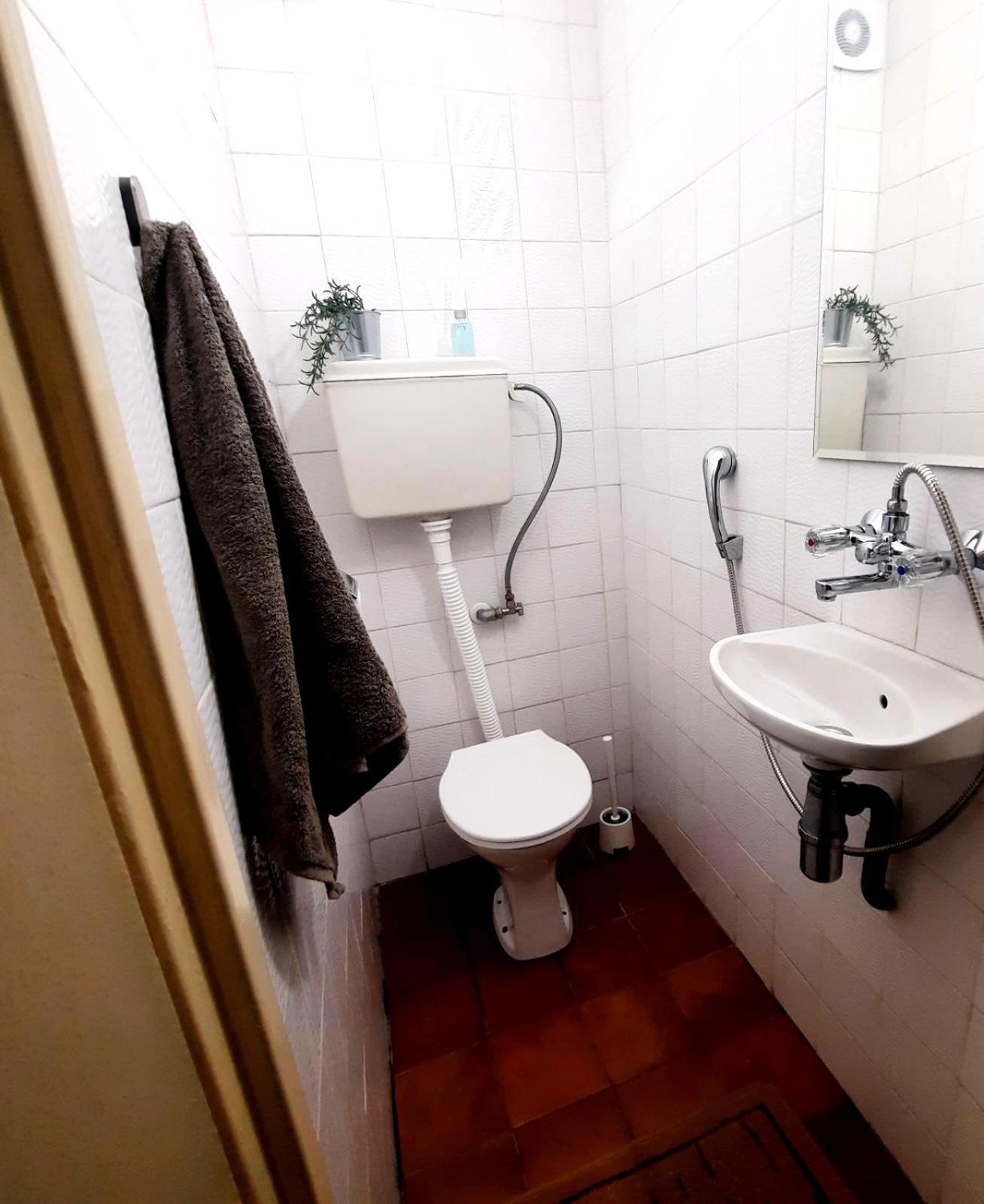 Spacious 3 Bedroom Apartment, Close To Metro Station Sofia Exterior photo