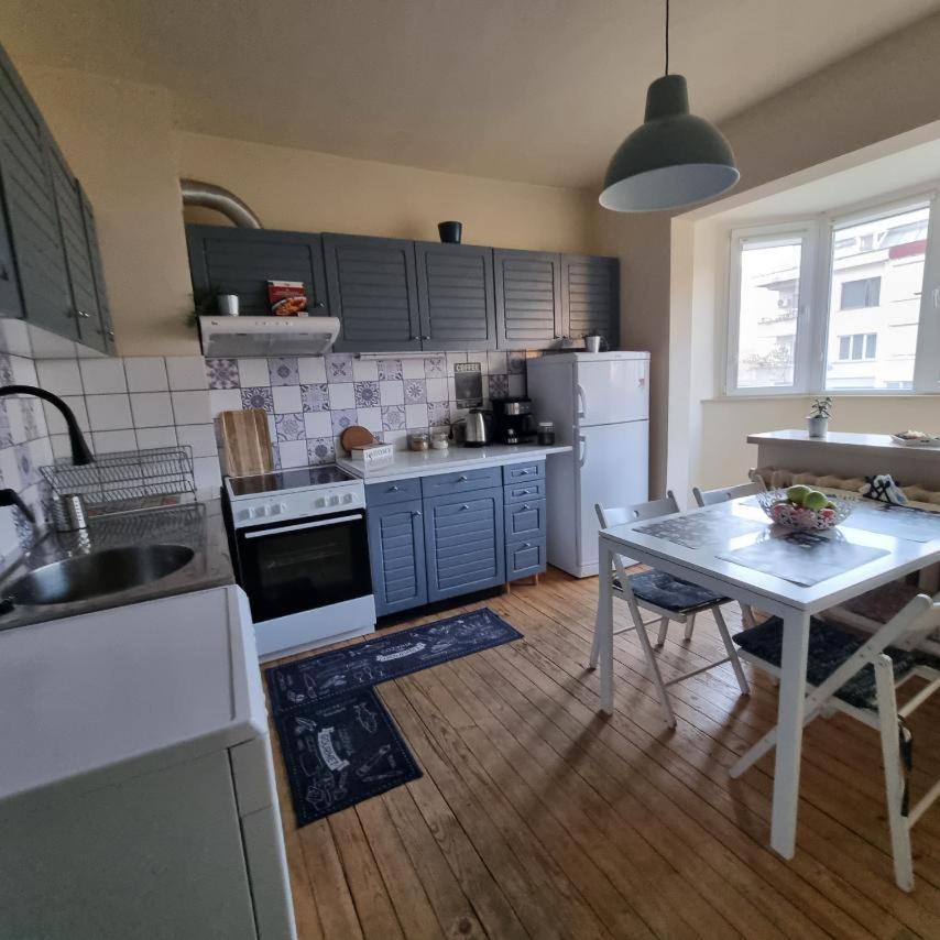 Spacious 3 Bedroom Apartment, Close To Metro Station Sofia Exterior photo